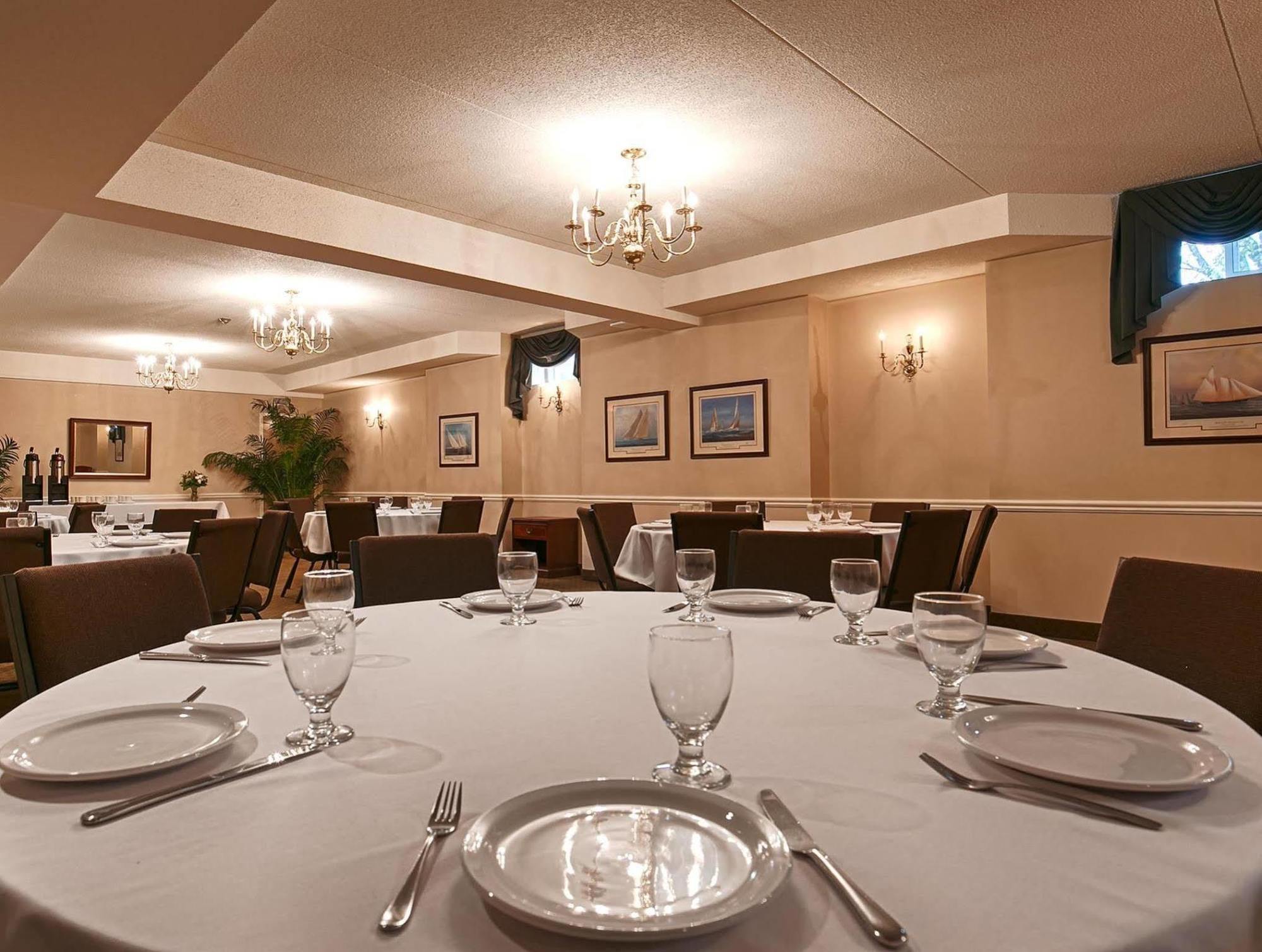Western Colonel Butler Hotel 3*